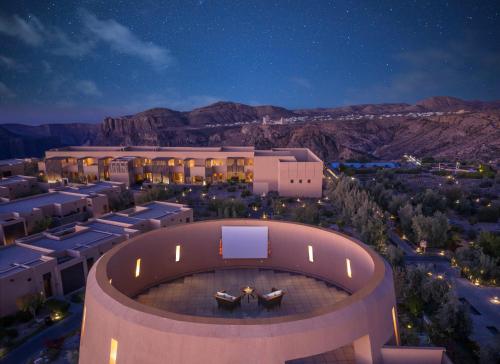 Anantara Al Jabal Al Akhdar Resort — Property building