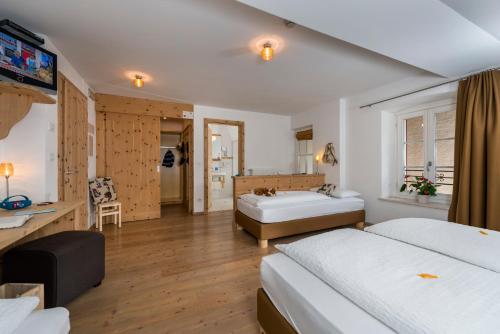 Gallery image of Small & Lovely Hotel Zaluna in Predazzo