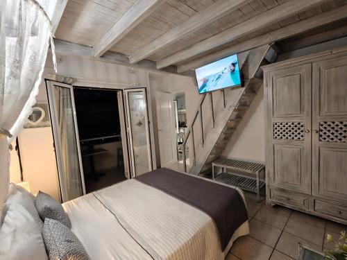Kiklamino Sunset Suites