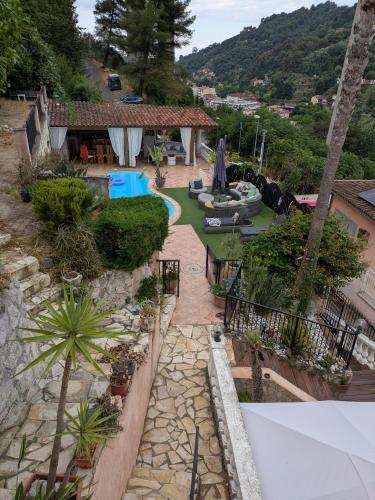 2 pièces piscine privée