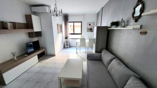 Sunny Apartment in Central Torrevieja with Pool Near the Beach