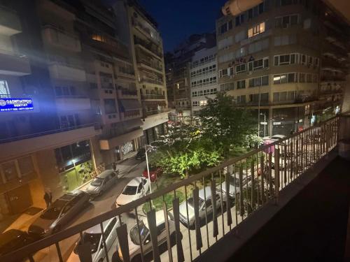 oasis apartement next to valaoritou