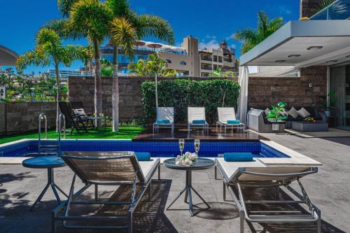 Lux Villa 7 with 6 Bedrooms, 4 Bathrooms