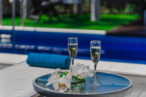 Lux Villa 7 with 6 Bedrooms, 4 Bathrooms