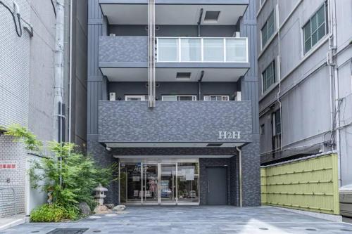 心斎橋 駅徒歩5分 心斎橋商店街至近 都心にありながら静けさも兼ね備えた快適空間