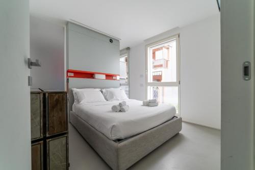 Luxury Penthouse, Exclusive Design & Private Garage