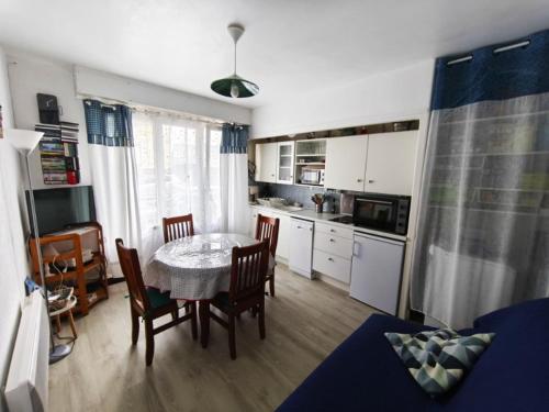 APPARTEMENT RDC 4 PERS A 100 M DE LA MER