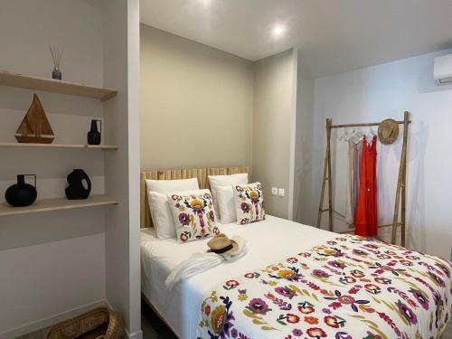 Llit o llits en una habitació de Le S