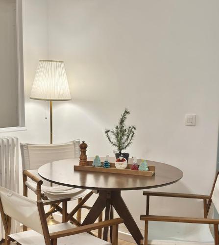 Charming garden studio near the Eiffel Tower