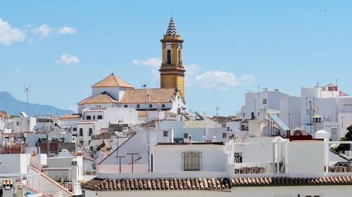Room City Estepona Infinity 2BR&Parking Beach