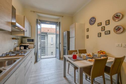 Tibaldi, 29 - Bright apartment between Bocconi and Navigli