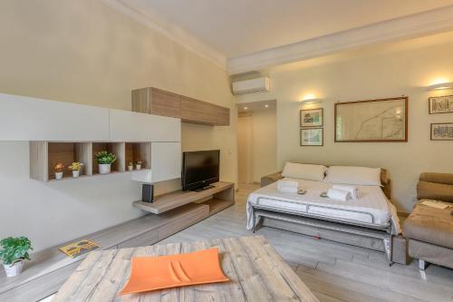 Tibaldi, 29 - Bright apartment between Bocconi and Navigli