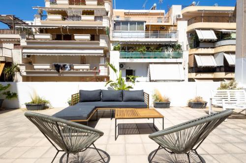 Spacious 4BR Home with Jacuzzi & Terrace near Acropolis