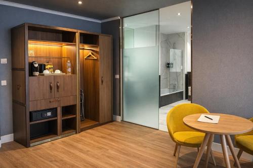 voco Madrid - Las Tablas by IHG photo 31