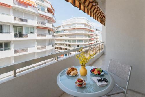 Appartement neuf à 2 pas de la plage & de la Croisette