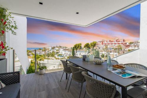 Royal Nerja Villa Luxury Pool Garage Ping Pong Wi Fi