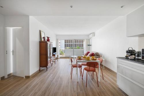 LE ROCAMARE Piscine toit terrasse Parking privé