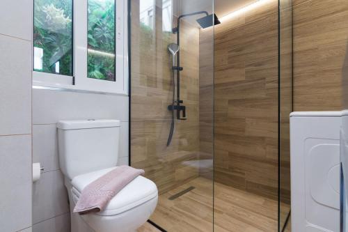 Modern 1 Bd Stay Near Piraeus Tower