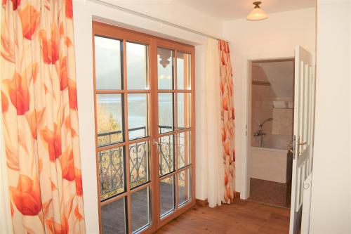 Imagen de la galería de Villa Frischmuth am See, en Altaussee