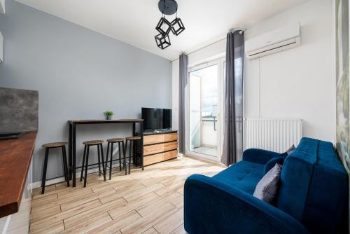 Łopuszańska Comfy Apartment by BookingHost