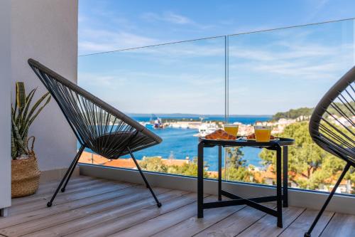 Beautiful view apartment with garage space