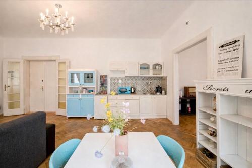 Flowers APARTMAN