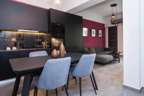 Premium Designer Retreat in Central Athens Gizi