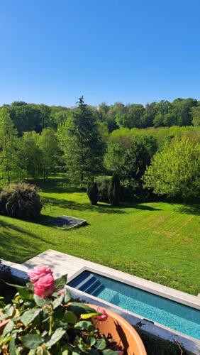 Élégante longère, piscine entre Tours et Amboise