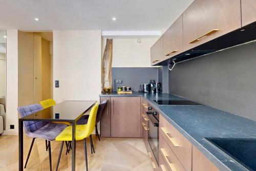 170 Suite Z - Superbe Appartement à Paris