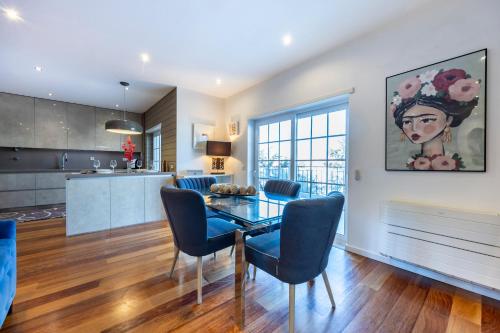 South East Wind Apartment