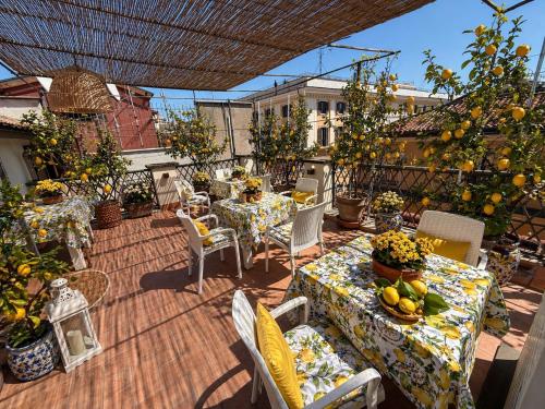 Spagna Lemon Suites