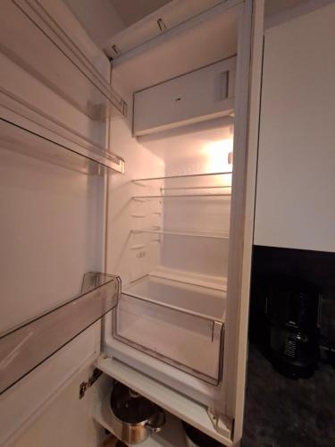 U1 Metro Nearby - 1-BR - fast Wi-Fi