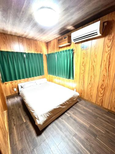 無料駐車場有り 新大阪駅まで1駅1分 Guest House 橘 東三国,最大12名,最寄り駅まで徒歩5分,2階建て貸切