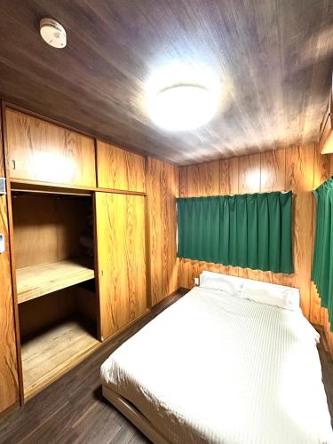無料駐車場有り 新大阪駅まで1駅1分 Guest House 橘 東三国,最大12名,最寄り駅まで徒歩5分,2階建て貸切