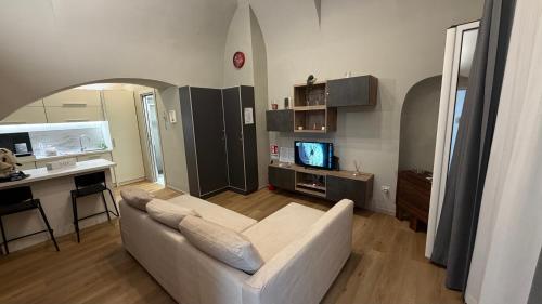 "3 min from Dante" Appartamento in palazzo storico