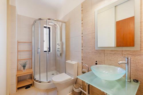 Spacious Apartment with 360º Views of the Sea by Algarve Dream Holidays