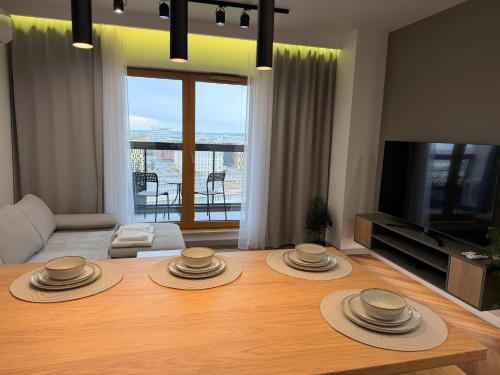 Skyline Suite Cracow - Walk to City Center & Main Train Station