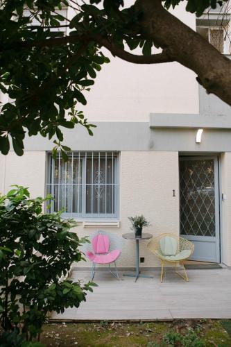Modern 2BR Garden Apartment with Outdoor Patio