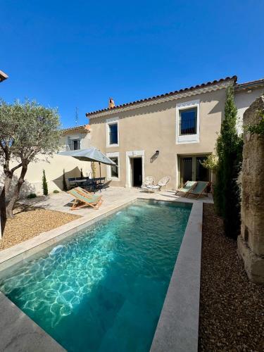 Maison de ville piscine chauffée