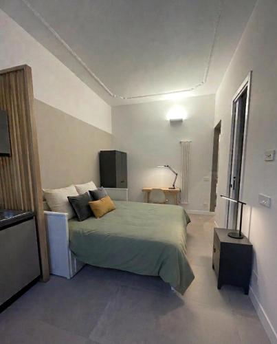 Marsi Sunny studio