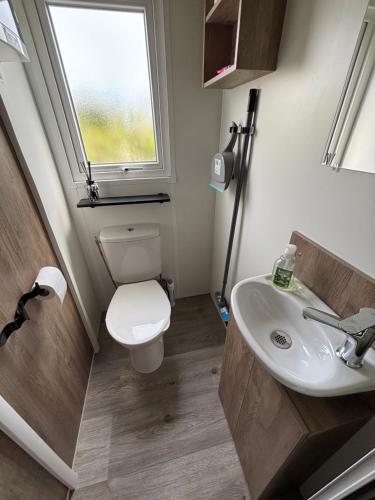 Mobil home récent climatisé avec terrasse-fréjus