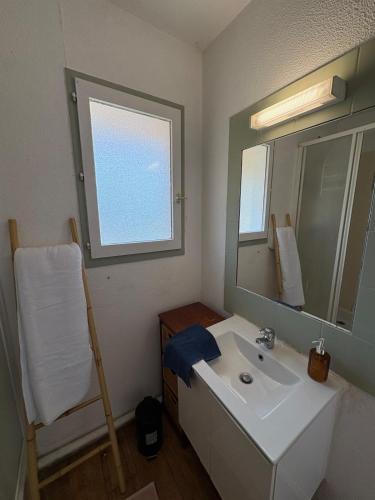 Studio avec clim pour 4 en résidence avec piscine