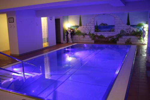 Bazén v ubytování Hotel-Residenz Immenhof nebo v jeho okolí