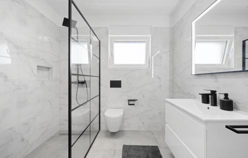 Awesome Home In Vodice