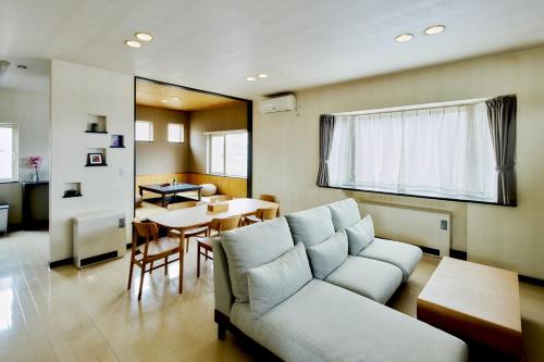 Furano Snowdrop House helps guests book great restaurants in Furano