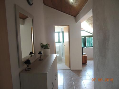 Φωτογραφία από το άλμπουμ του Apartments Suljic - Cash Only Property σε Stari Grad