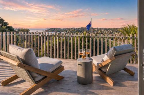 Oneroa Vines and Views- Stay Waiheke