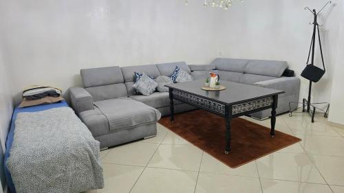 Grand Appartement - Climatisation- Wifi - Avignon - 4 chambre 7 places