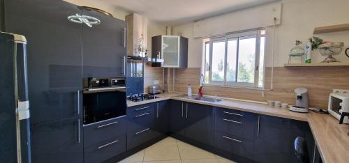 Grand Appartement - Climatisation- Wifi - Avignon - 4 chambre 7 places