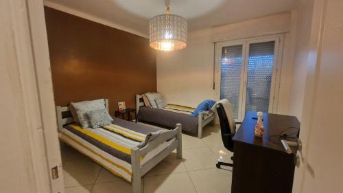 Grand Appartement - Climatisation- Wifi - Avignon - 4 chambre 7 places